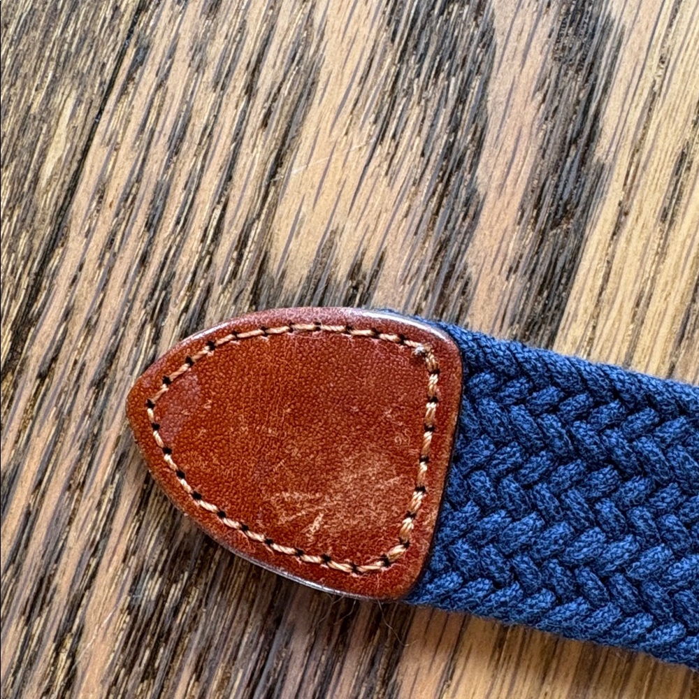 Talbots size medium leather and navy blue cloth woven stretchy belt - Picture 7 of 7